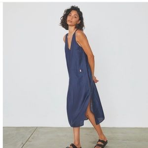 Like new Lunya linen silk blue midi dress